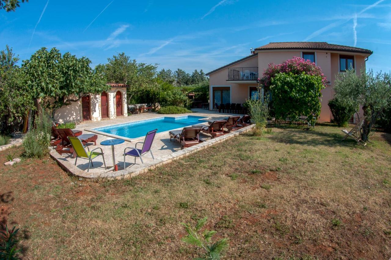 House /Villa Maja Ližnjan Екстериор снимка